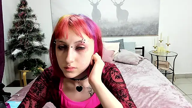 Snapshot of KitttyWhisper chatting on 02.17.26 KitttyWhisper online show from 02.17.26