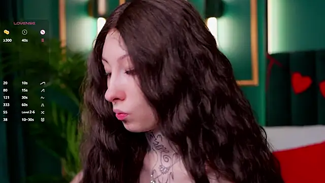 Snapshot of roxy_morrison_x chatting on 02.16.26 roxy morrison x online show from 02.16.26