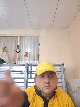 Snapshot of marioyesposa chatting on 02.27.26 marioyesposa online show from 02.27.26