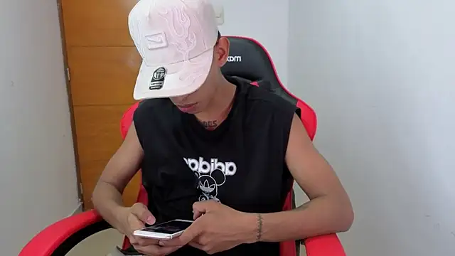 Snapshot of Niklausxxx chatting on 02.09.26 Niklausxxx online show from 02.09.26