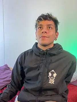 Snapshot of acid_timee chatting on 10.16.25 acid timee online show from 10.16.25