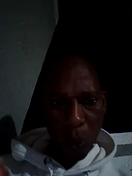 Snapshot of smallt98 chatting on 02.14.26 smallt98 online show from 02.14.26