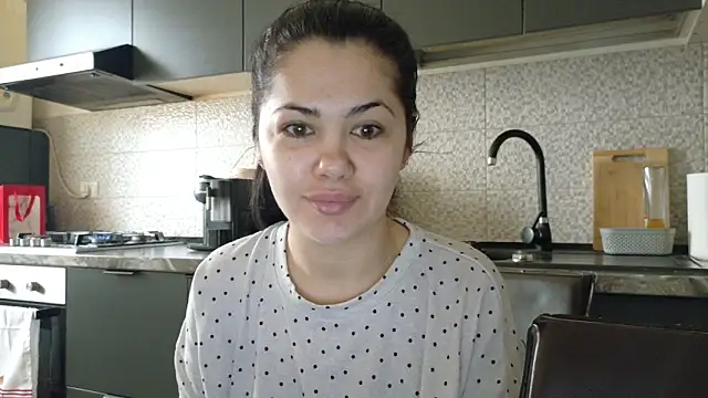 Snapshot of Sofimoon26 chatting on 02.14.26 Sofimoon26 online show from 02.14.26