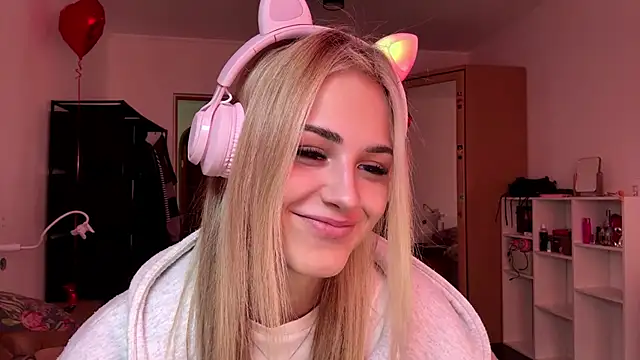 Evva mayy online show from 02.19.26