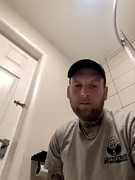 Snapshot of dave32000 chatting on 02.15.26 dave32000 online show from 02.15.26