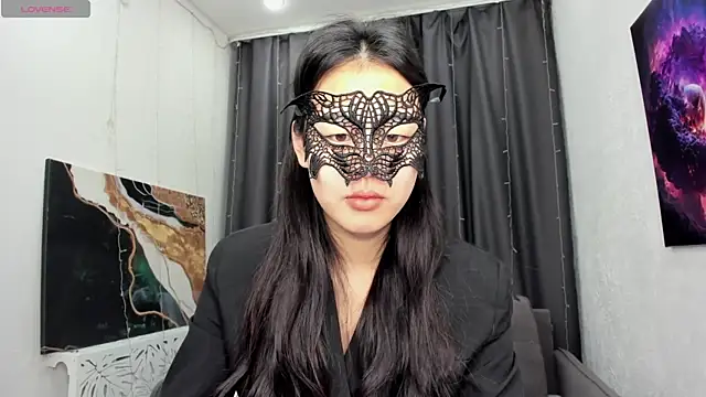 HelenBlazeTrt online show from 04.18.26