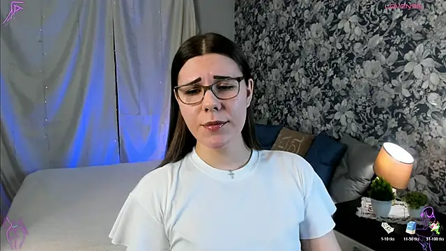 Snapshot of Coraline_kitty chatting on 02.14.26 Coraline kitty online show from 02.14.26