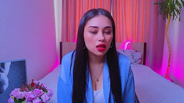 Snapshot of Sofia_Plump chatting on 02.17.26 Sofia Plump online show from 02.17.26