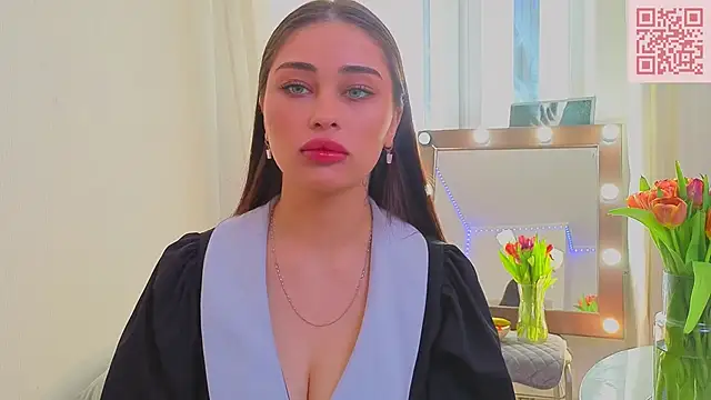 Sofia Plump online show from 03.10.26