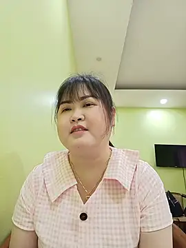 Snapshot of Kee-kimlee chatting on 07.17.26 Kee-kimlee online show from 07.17.26
