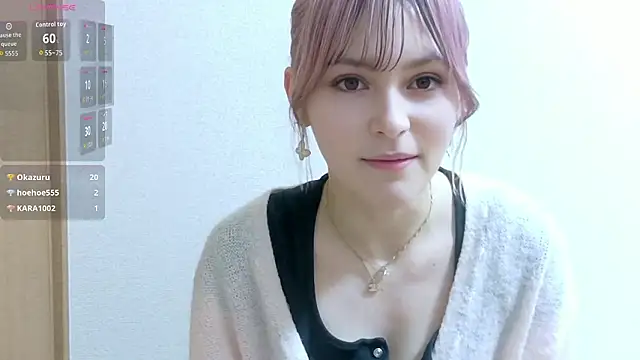 Snapshot of e_ri_ka93 chatting on 05.13.26 e ri ka93 online show from 05.13.26