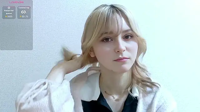 Snapshot of e_ri_ka93 chatting on 06.14.26 e ri ka93 online show from 06.14.26
