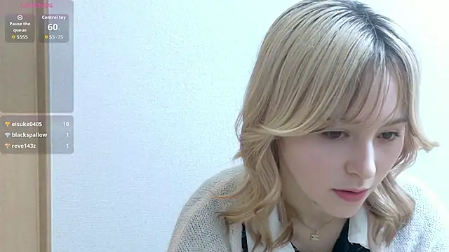 Snapshot of e_ri_ka93 chatting on 06.18.26 e ri ka93 online show from 06.18.26