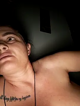 Snapshot of Sony28v chatting on 02.28.26 Sony28v online show from 02.28.26