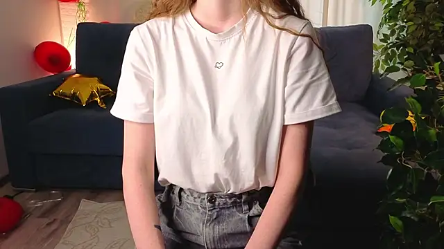 Snapshot of BuenaKaawa chatting on 02.15.26 BuenaKaawa online show from 02.15.26