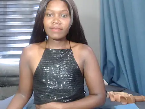 Snapshot of seylandym chatting on 02.19.26 seylandym online show from 02.19.26