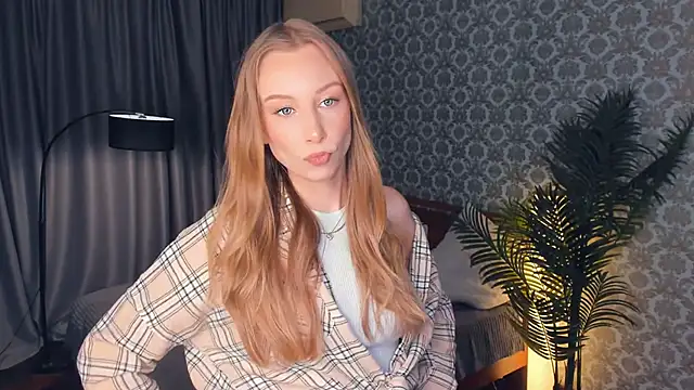 Snapshot of CarmenLipkin chatting on 02.28.26 CarmenLipkin online show from 02.28.26