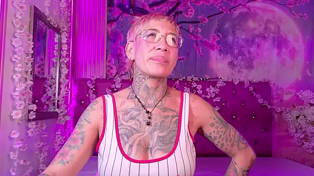 Everlyn sexx online show from 02.22.26