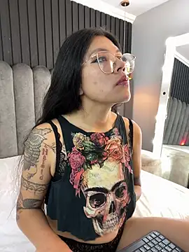 Lanadelrey 1 online show from 03.04.26