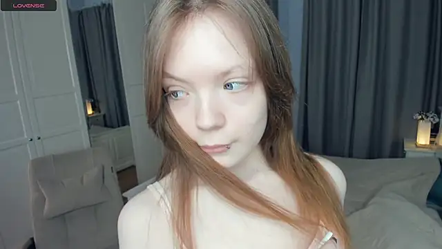 LavenderMitten online show from 04.17.26