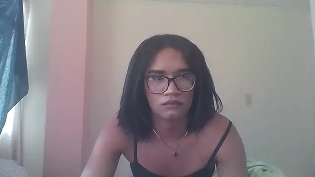 Snapshot of horny_brii chatting on 06.23.26 horny brii online show from 06.23.26