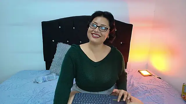 Snapshot of Angelic_17 chatting on 02.22.26 Angelic 17 online show from 02.22.26