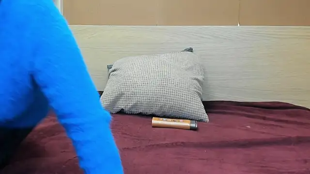 PinkyTwerkyX online show from 11.20.25