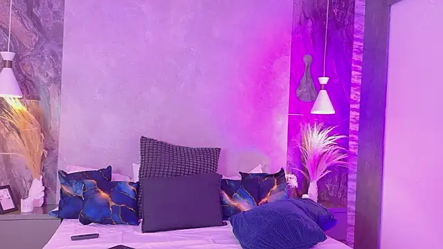 Snapshot of Hannah-Prada chatting on 02.28.26 Hannah-Prada online show from 02.28.26