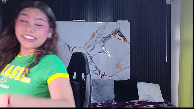 Sophie19   online show from 04.06.26