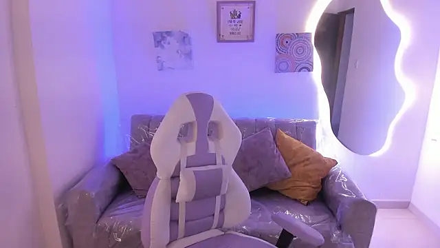 Snapshot of Afrodita_rouss chatting on 02.16.26 Afrodita rouss online show from 02.16.26