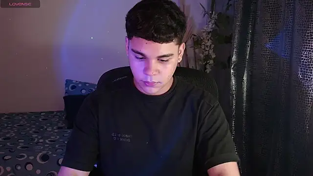 eithan jonnes online show from 03.05.26