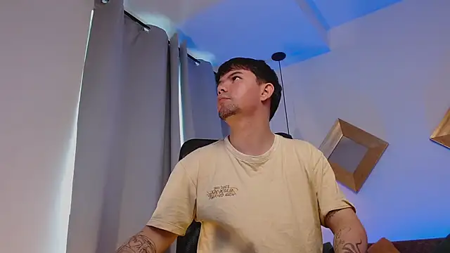 Snapshot of KaiStein chatting on 02.28.26 KaiStein online show from 02.28.26