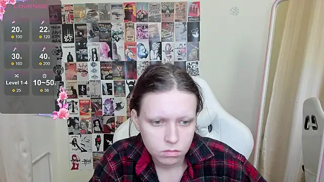 Snapshot of NikolFlostt chatting on 02.18.26 NikolFlostt online show from 02.18.26