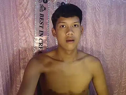 UrAsian Turjak online show from 07.23.26