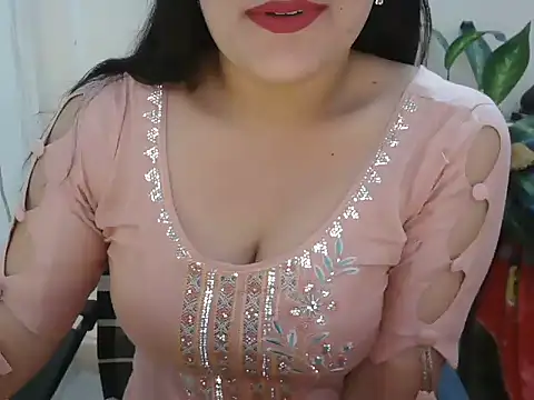 Snapshot of _chitranshi chatting on 06.08.26 chitranshi online show from 06.08.26
