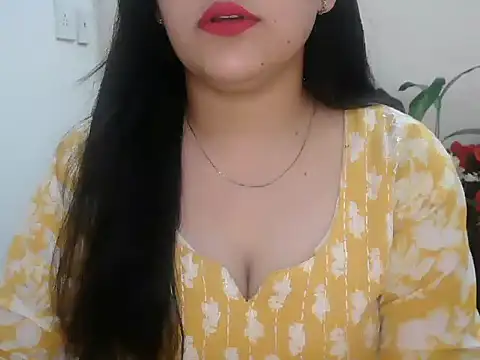 Snapshot of _chitranshi chatting on 07.27.26 chitranshi online show from 07.27.26