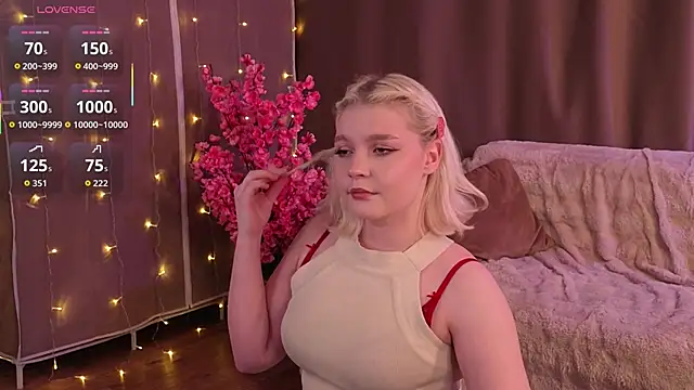 TobiteAnnie online show from 02.26.26