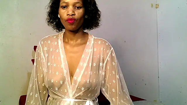 Snapshot of Mabelle_Eveline chatting on 04.20.26 Mabelle Eveline online show from 04.20.26