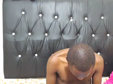 NtandoXx online show from 02.15.26