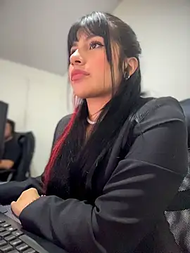 nyx  x online show from 02.25.26