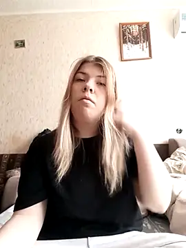 EvaTallor online show from 03.02.26