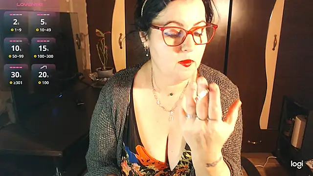 Snapshot of exiMIlf chatting on 02.11.26 exiMIlf online show from 02.11.26