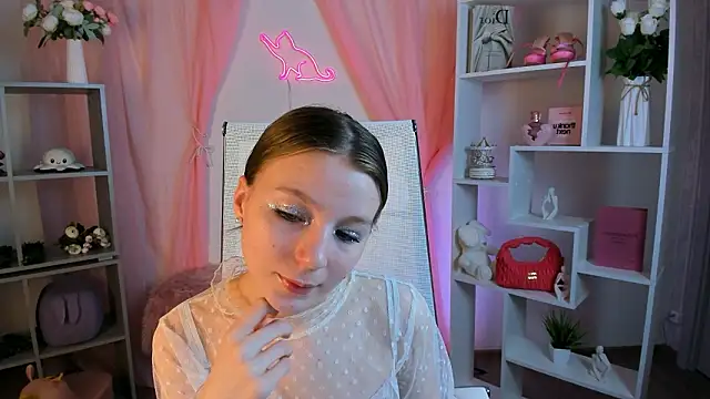 ElliFrankenweenie online show from 03.07.26