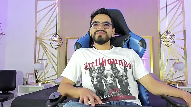 Snapshot of HotPulse_vc chatting on 02.19.26 HotPulse vc online show from 02.19.26