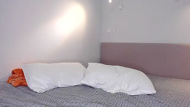 PuddingPantie online show from 02.12.26