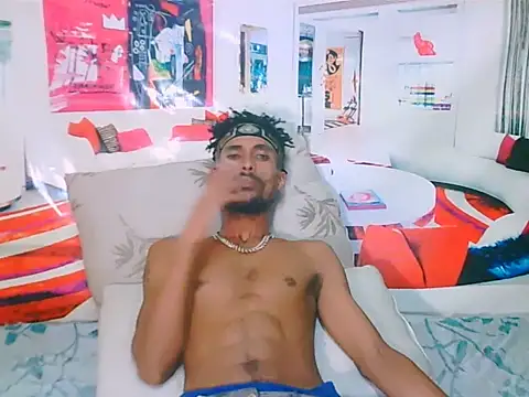 Snapshot of EroticPoison69 chatting on 02.16.26 EroticPoison69 online show from 02.16.26