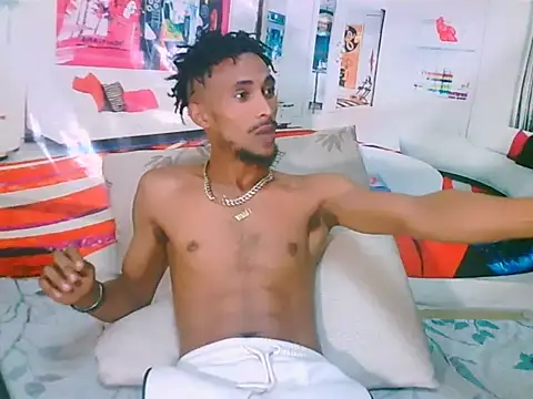 Snapshot of EroticPoison69 chatting on 02.19.26 EroticPoison69 online show from 02.19.26