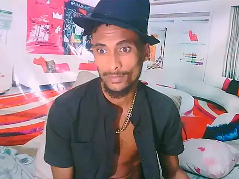 Snapshot of EroticPoison69 chatting on 02.25.26 EroticPoison69 online show from 02.25.26