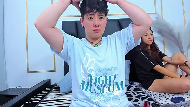 Gaia n Nix online show from 04.04.26