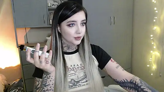 Rin Tozier online show from 02.25.26